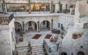 محوطه هتل محوطه هتل