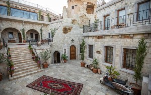 محوطه هتل محوطه هتل