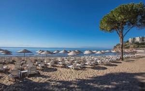 محوطه هتل محوطه هتل