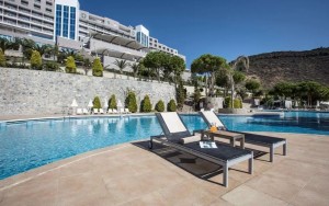 محوطه هتل محوطه هتل