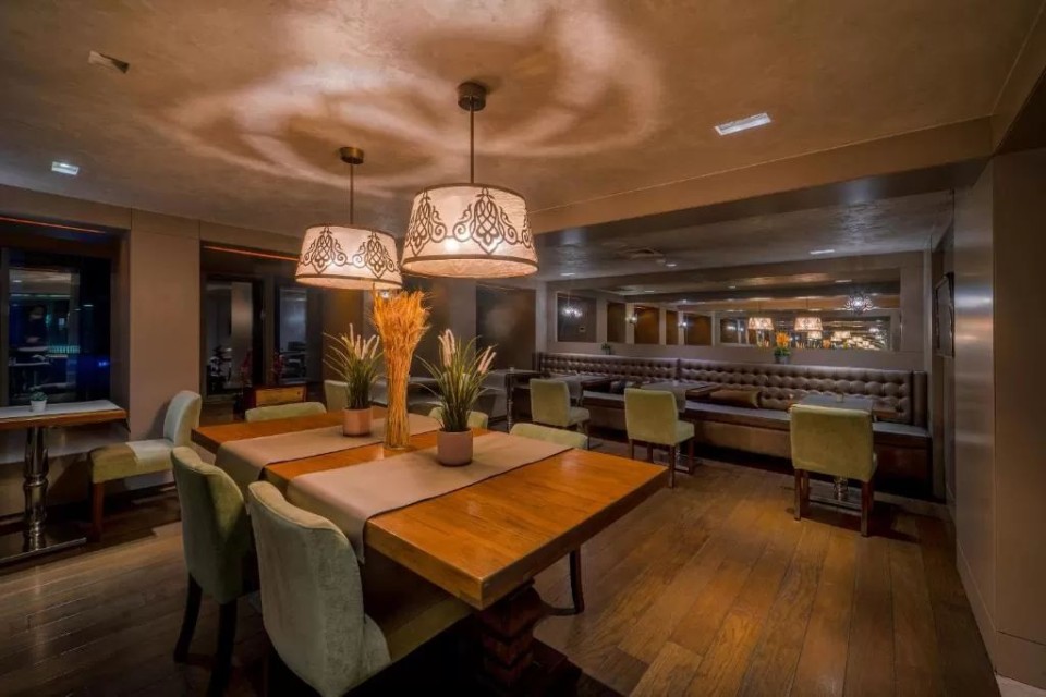 رستوران رستوران