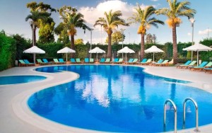 محوطه هتل محوطه هتل