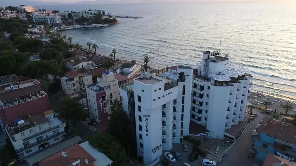 محوطه هتل محوطه هتل