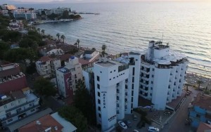 محوطه هتل محوطه هتل