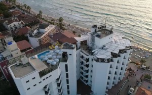 محوطه هتل محوطه هتل