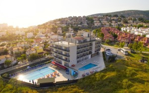 محوطه هتل محوطه هتل