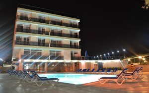 محوطه هتل محوطه هتل