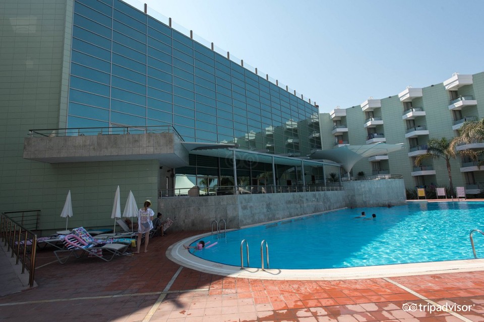 محوطه هتل محوطه هتل