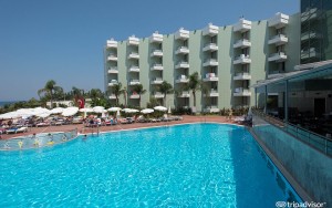 محوطه هتل محوطه هتل