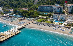 محوطه هتل محوطه هتل