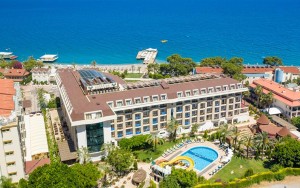 محوطه هتل محوطه هتل