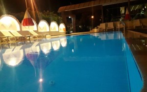 استخر استخر