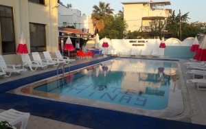 استخر استخر