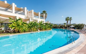 محوطه هتل محوطه هتل