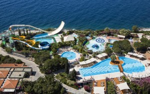 محوطه هتل محوطه هتل