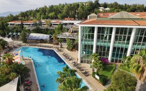 محوطه هتل محوطه هتل