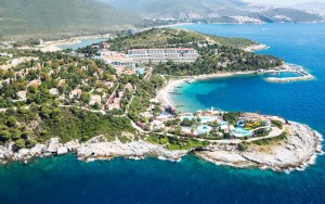 محوطه هتل محوطه هتل