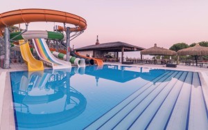 محوطه هتل محوطه هتل