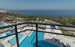 محوطه هتل محوطه هتل