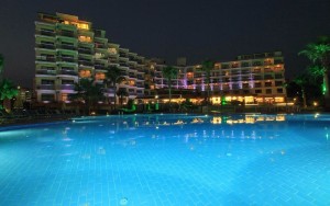 محوطه هتل محوطه هتل