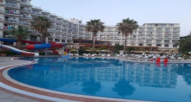 هتل Royal Palace کوش آداسی