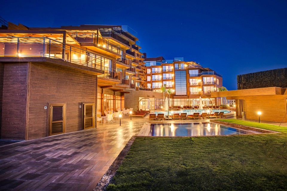 محوطه هتل محوطه هتل