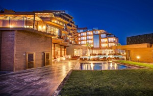 محوطه هتل محوطه هتل