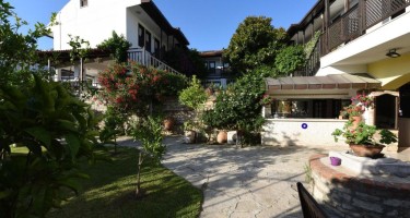 هتل Villa Konak کوش آداسی