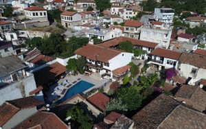 محوطه هتل محوطه هتل