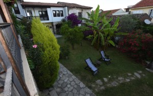 محوطه هتل محوطه هتل