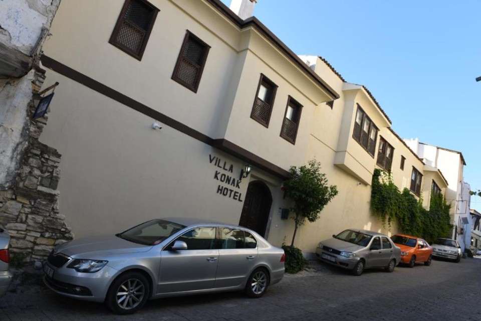 محوطه هتل محوطه هتل