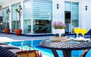 محوطه هتل محوطه هتل