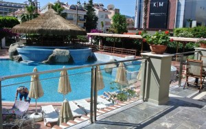 محوطه هتل محوطه هتل