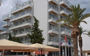 محوطه هتل محوطه هتل