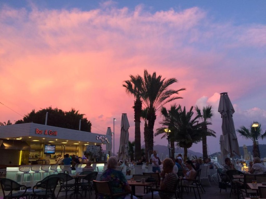 محوطه هتل محوطه هتل