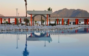 استخر استخر