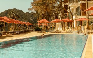 محوطه هتل محوطه هتل