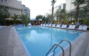 استخر استخر