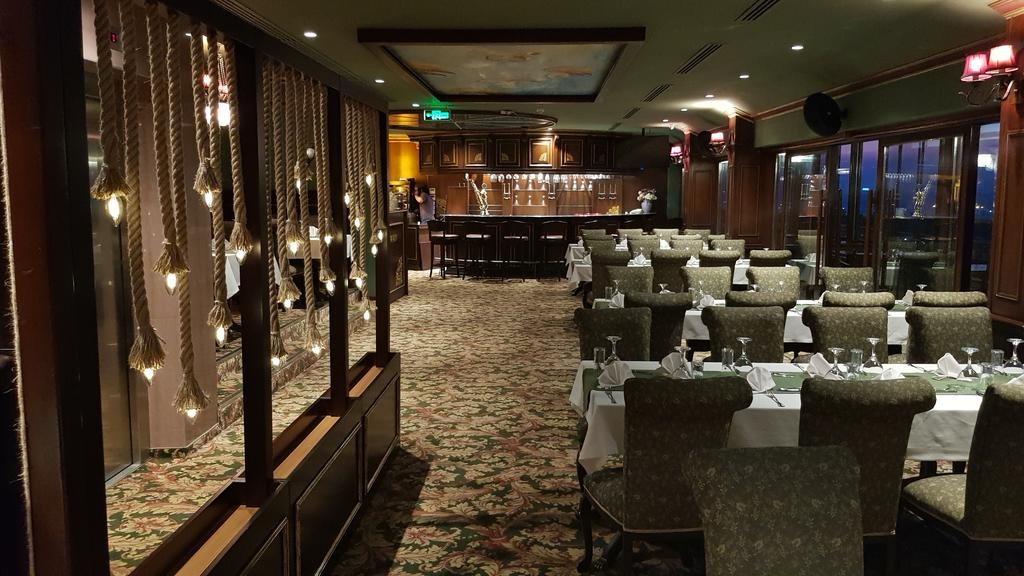 رستوران رستوران