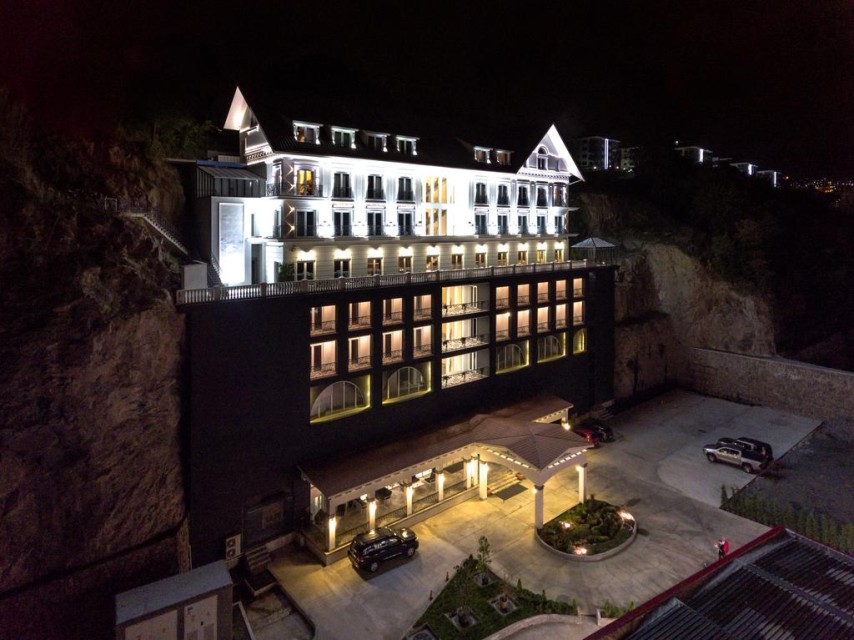 نمای هتل نمای هتل