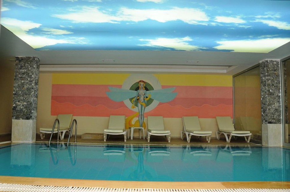 استخر استخر