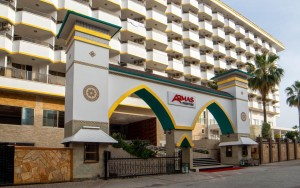 محوطه هتل محوطه هتل