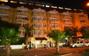 محوطه هتل محوطه هتل