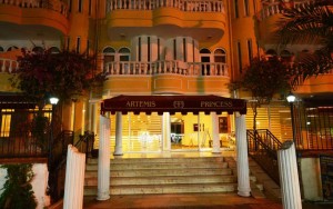 محوطه هتل محوطه هتل