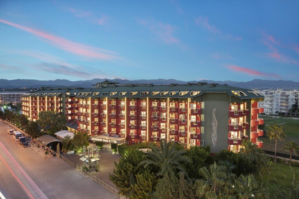 محوطه هتل محوطه هتل