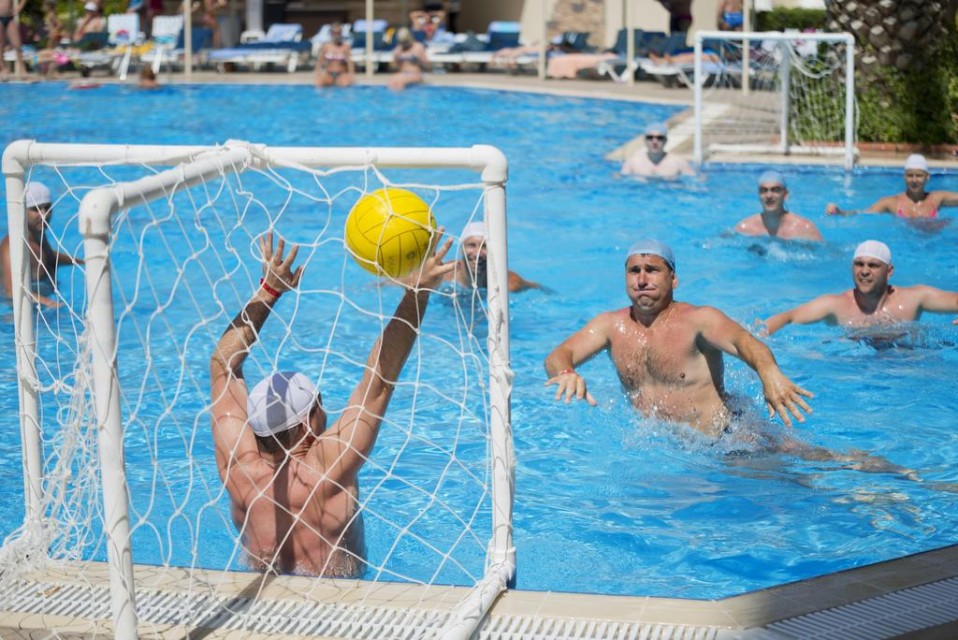 استخر استخر