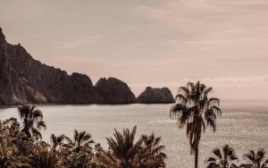 محوطه هتل محوطه هتل