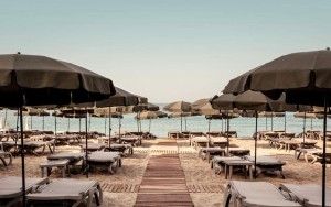 محوطه هتل محوطه هتل