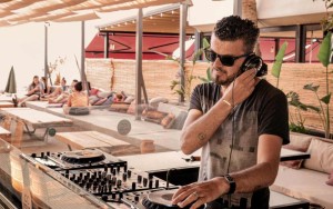 محوطه هتل محوطه هتل