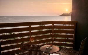 محوطه هتل محوطه هتل